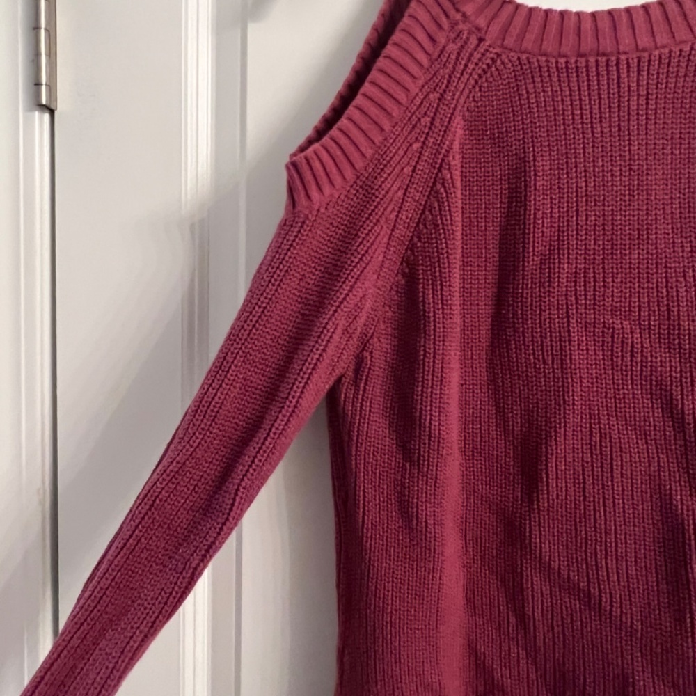 Sweater - Picture 2 of 3